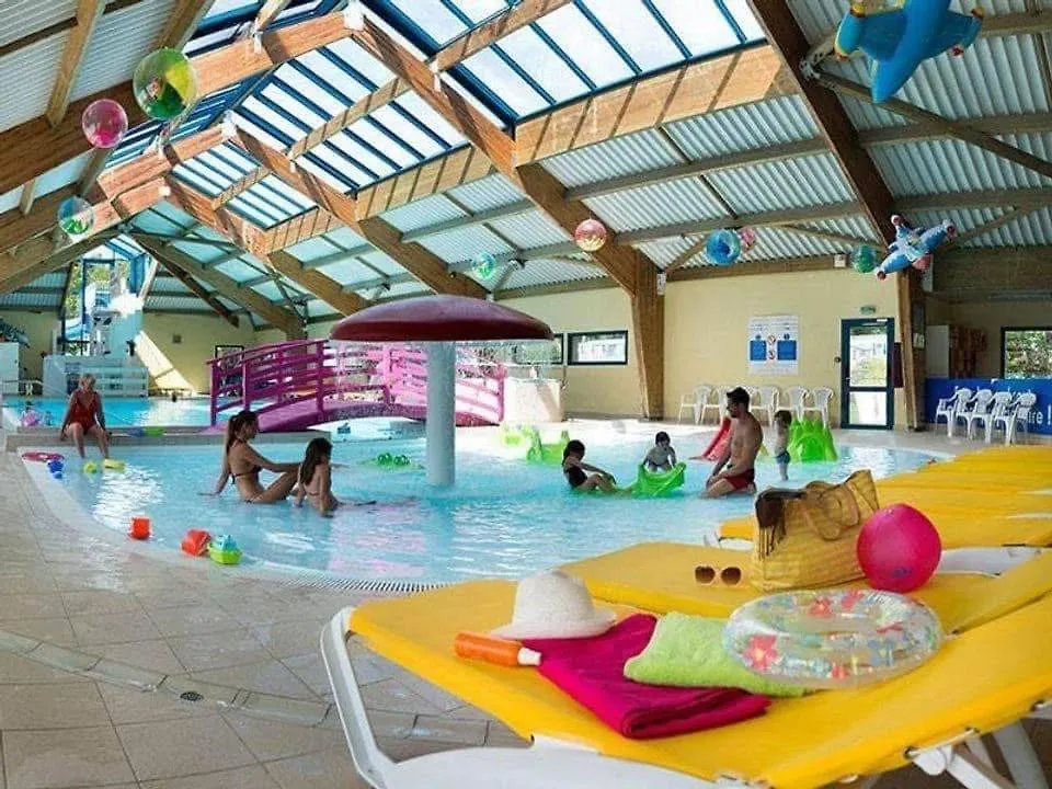 Mobilhome 6 Pers Au Domaine De Kerlann Pont-Aven Campsite